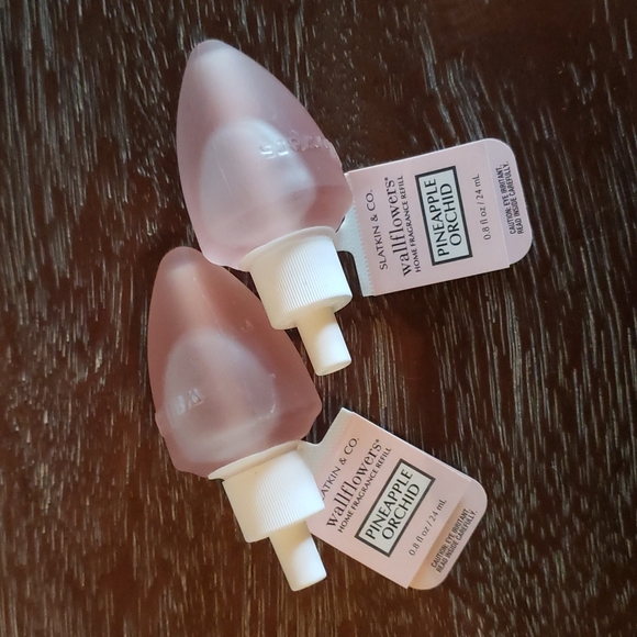 Bath & Body Works Other - 💖Host Pick X3💖 New! Bath & Body Works Wallflower Pineapple Orchid (2) Retired!